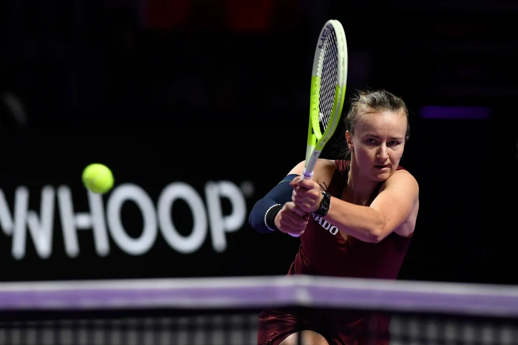 Ons Jabeur inspires WTA stars, Coco Gauff reunites with legends, and Naomi Osaka reveals cherry blossom outfit.